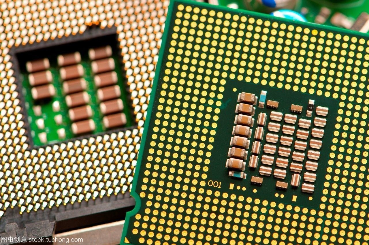 電腦處理器與主板 協同工作的核心組件